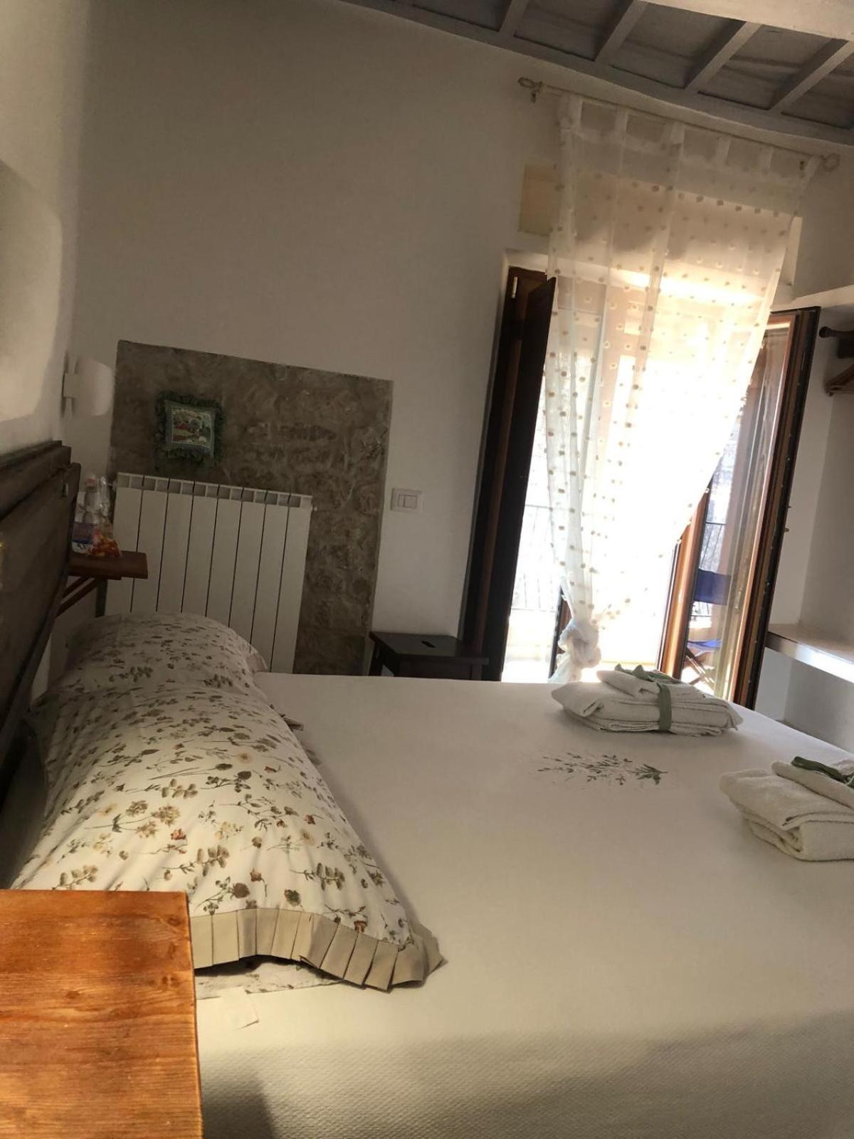 B&B Le Principesse Sermoneta Exterior foto